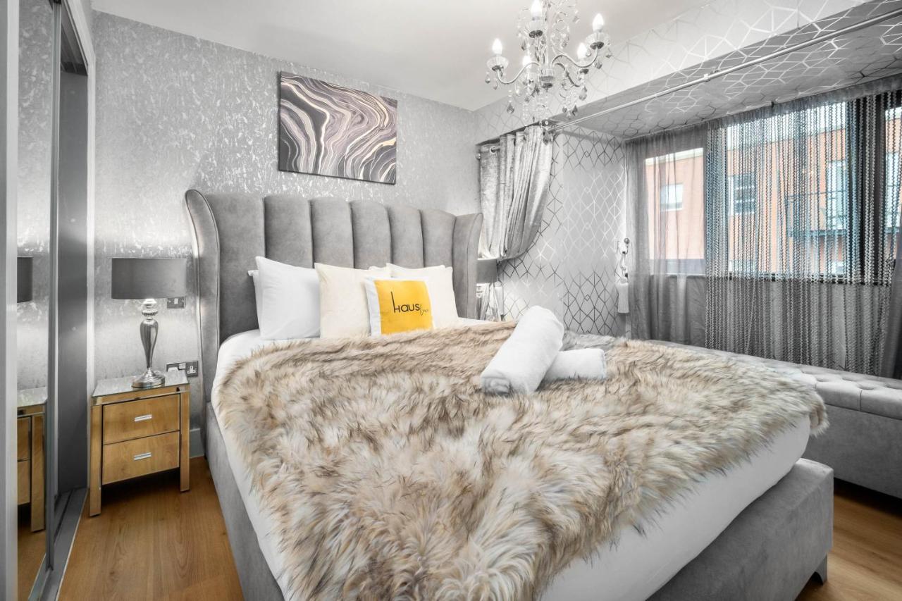 Luxury City Centre Apartment - Parking - Smart Tv - Wifi - Intercom Birmingham Exteriör bild